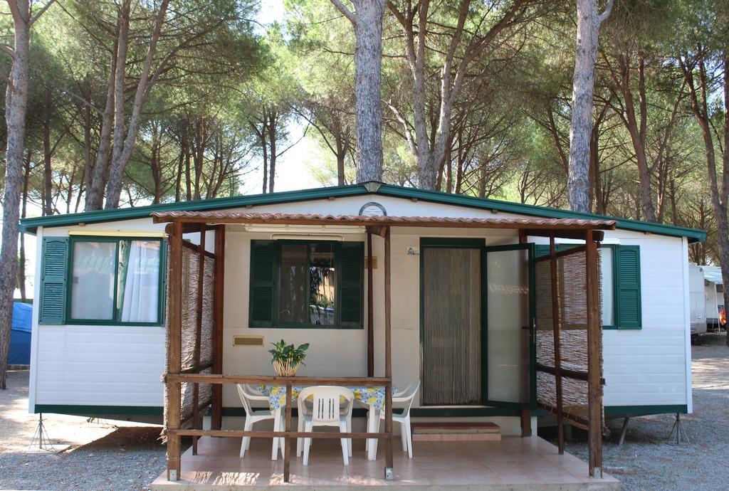 Villaggio Camping Lungomare Кропани Экстерьер фото